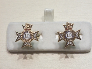 Light Dragoons enamelled cufflinks - Click Image to Close